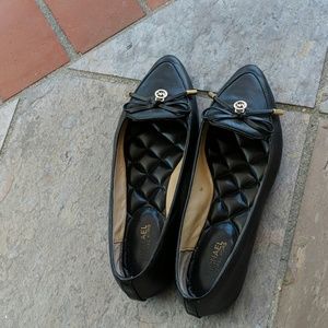 Michael kors size 5 black flats